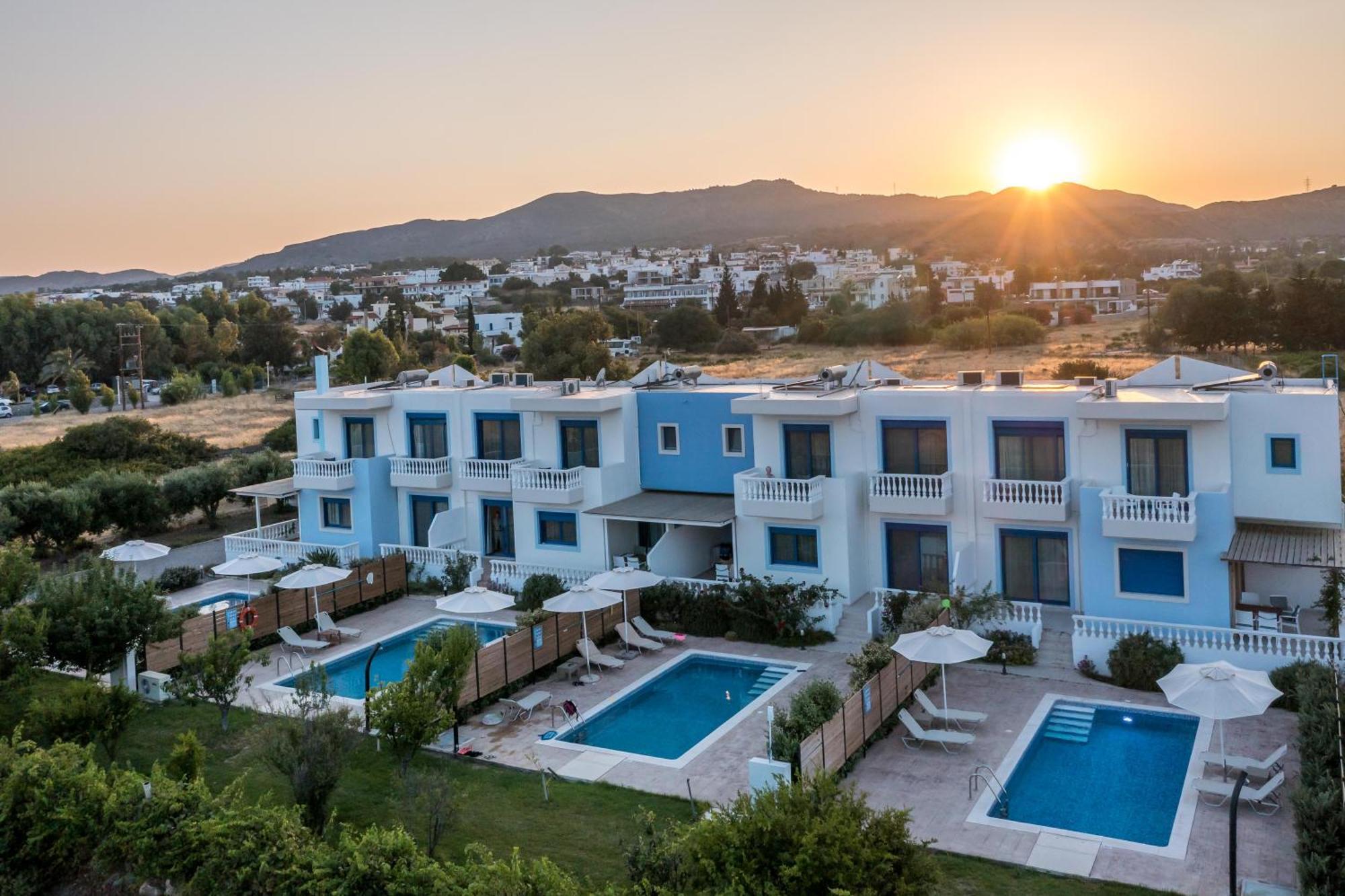 Rita Mare Seafront Villas Heated Pools Gennadi Eksteriør bilde