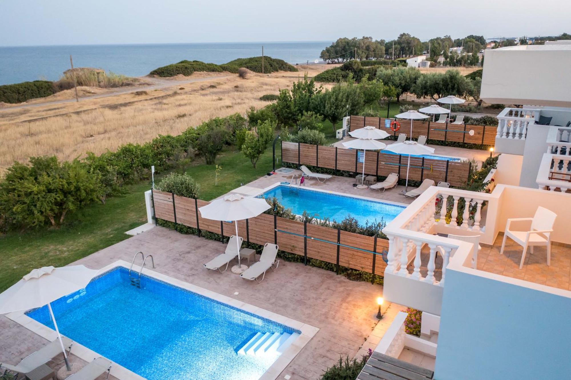 Rita Mare Seafront Villas Heated Pools Gennadi Eksteriør bilde